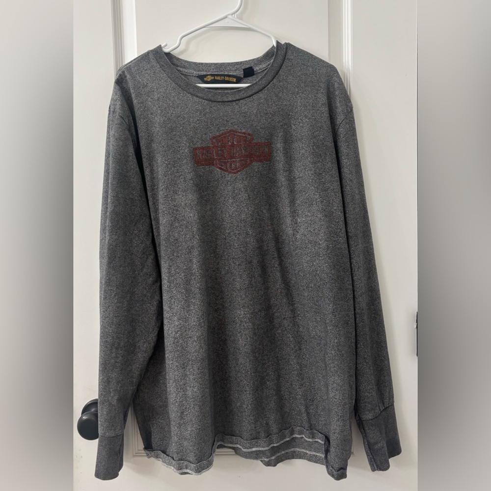 Harley-Davidson Gray Tee with Gold Logo Tag - Picture 1 of 5